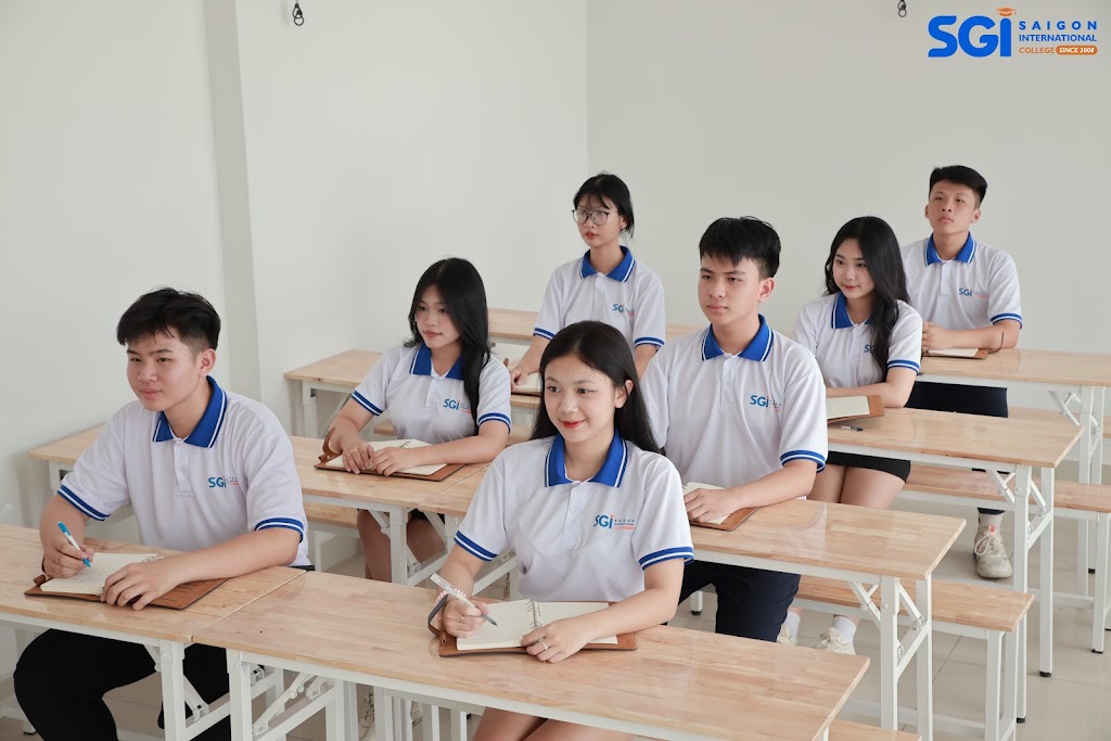 TRƯỜNG TRUNG CẤP QUỐC TẾ SÀI GÒN
