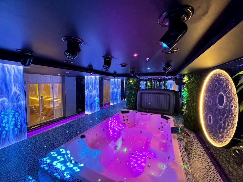 龙宫 Karaoke Massage Pool NuRu Long Cung 官方预订ID微信hoanghaclauts