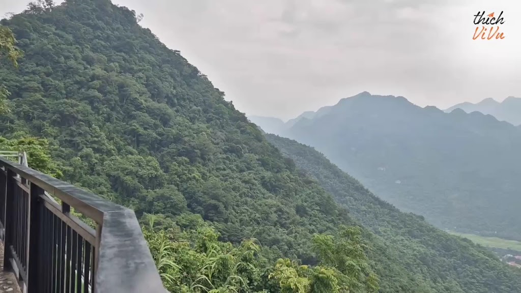 Mai Chau Flagpole