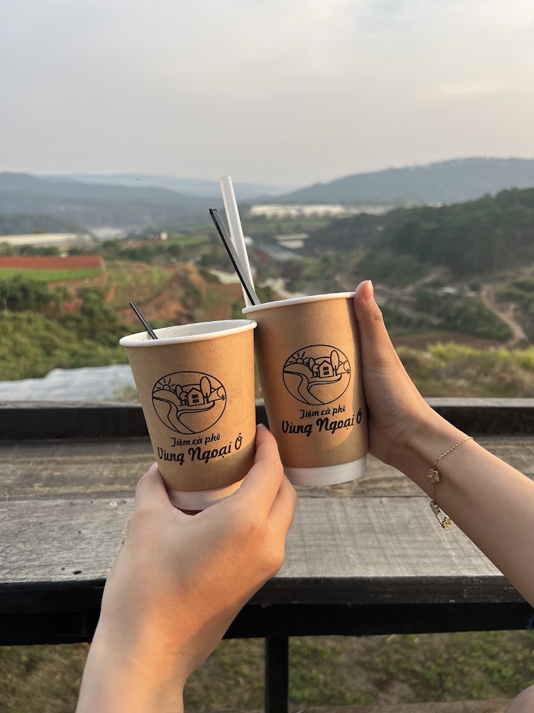 Tiệm cà phê Vùng Ngoại Ô