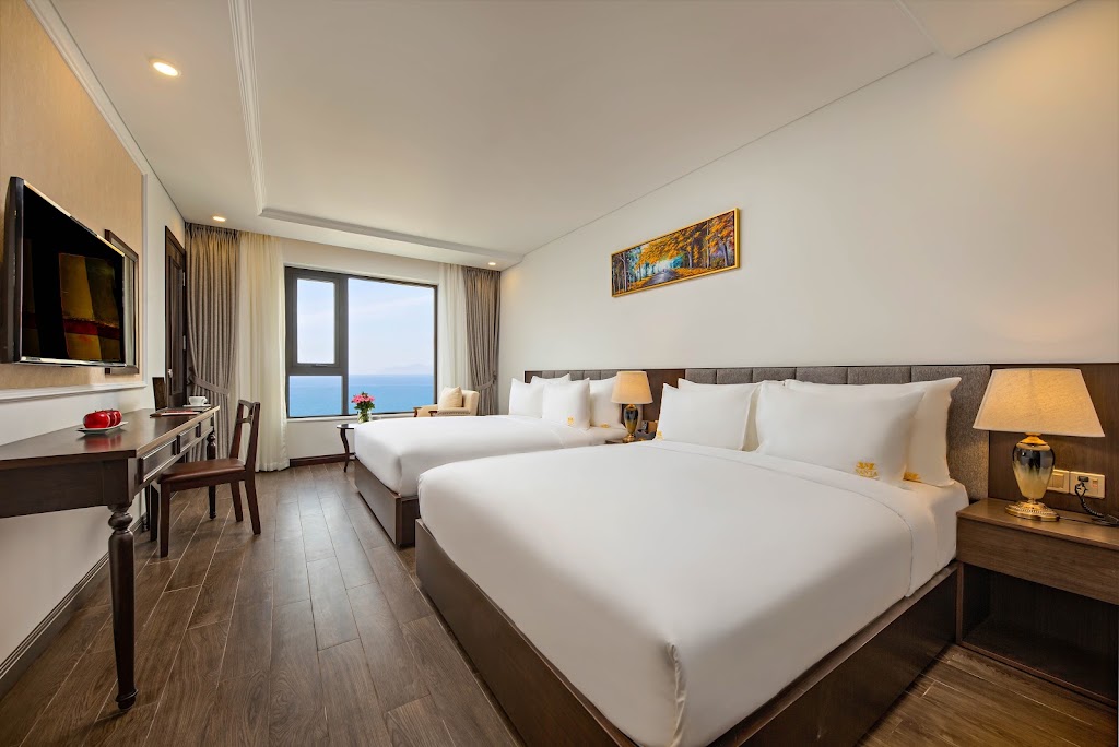 Santa Luxury Hotel