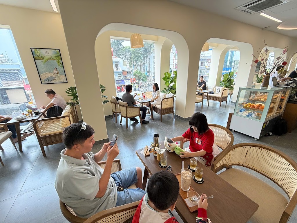 Trung Nguyên Legend Coffee