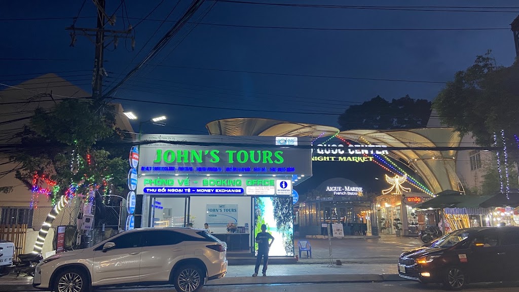 John's Tours booking office