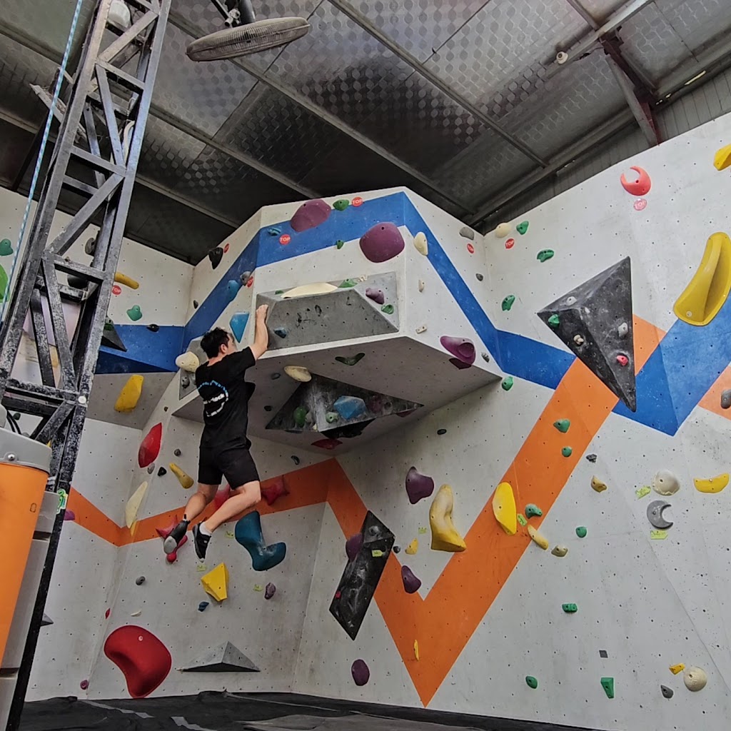 Arch Rock Climbing Hanoi