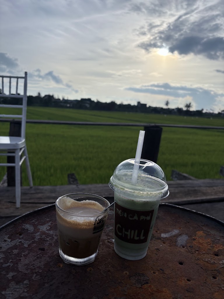 Tiệm Cà Phê Chill