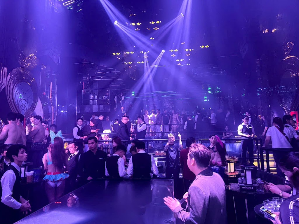 Empire Music - Quận 1