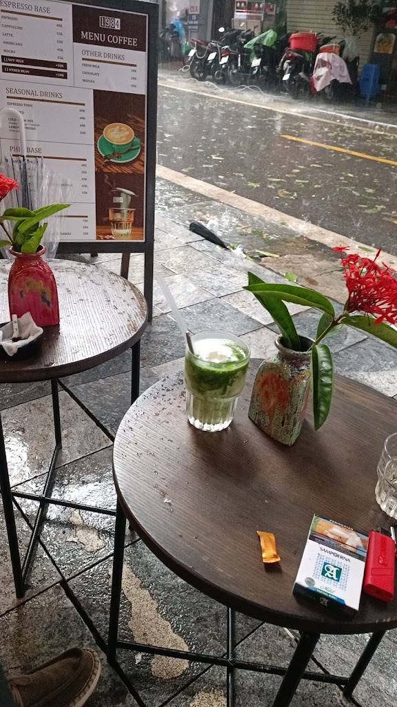 1984 Coffee & Drinks
